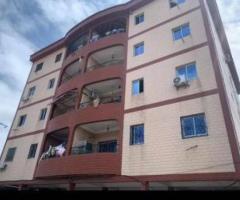 IMMEUBLE A vendre a Akwa
